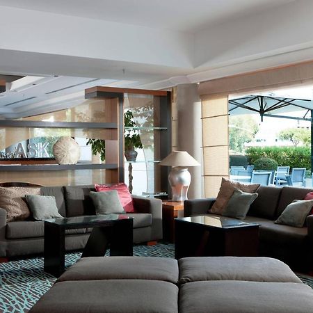 Courtyard By Marriott Rome Central Park Экстерьер фото